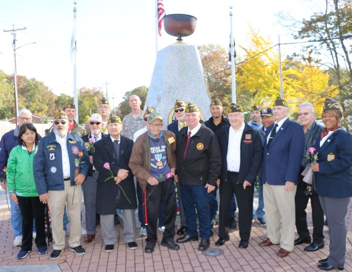 Village of Islandia Recognizes Those Who Served Our Country during Veterans Day Ceremony